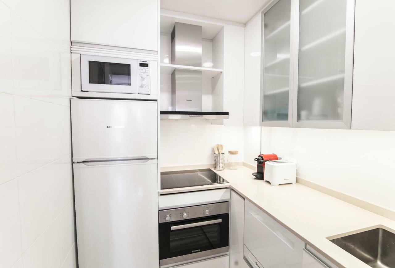 Elegant Retreat Business District Bernabeu Apartment Madrid Exterior foto